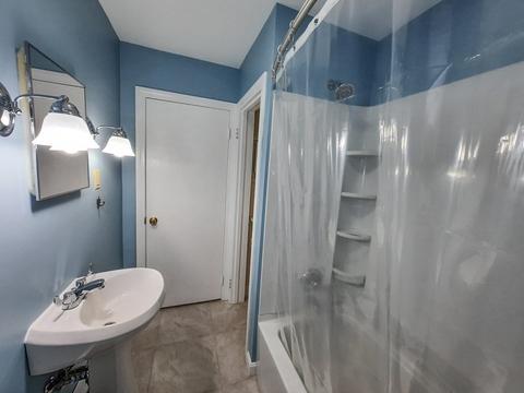549 Dwelly St, Fall River, MA 02724 photo 9