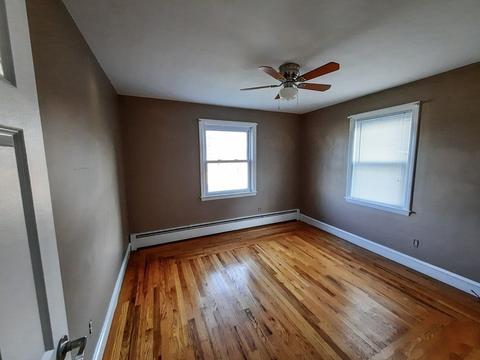 549 Dwelly St, Fall River, MA 02724 photo 11