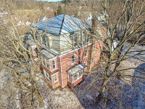 167 E Main St, Orange, MA 01364 photo 2