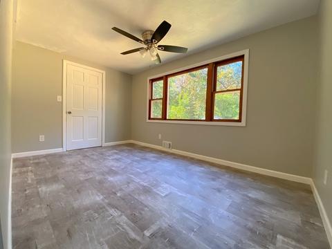 72 Midway St, Springfield, MA 01151 photo 7