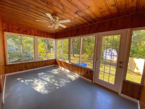 72 Midway St, Springfield, MA 01151 photo 24