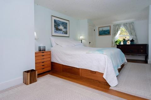 5 Robert Rd, Marblehead, MA 01945 photo 23