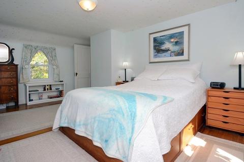 5 Robert Rd, Marblehead, MA 01945 photo 25