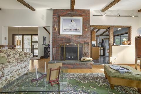 12 Audubon Rd, Reading, MA 01867 photo 13