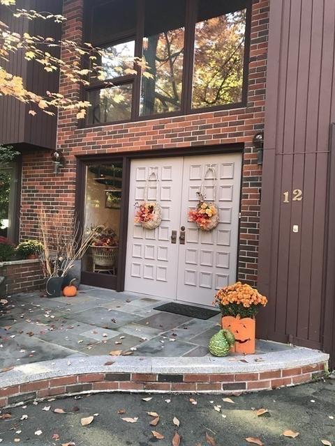 12 Audubon Rd, Reading, MA 01867 photo 3