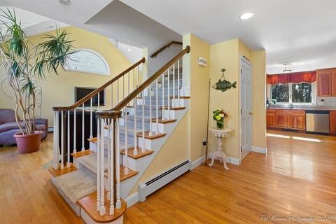 61 Spring Rd, Nahant, MA 01908 photo 5