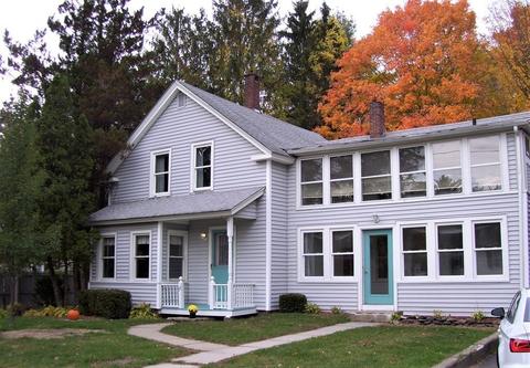 38 Euclid St, Athol, MA 01331 photo 2