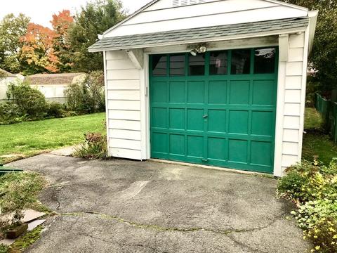 66 Burnside Ter, Springfield, MA 01118 photo 3