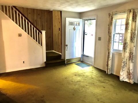 66 Burnside Ter, Springfield, MA 01118 photo 17