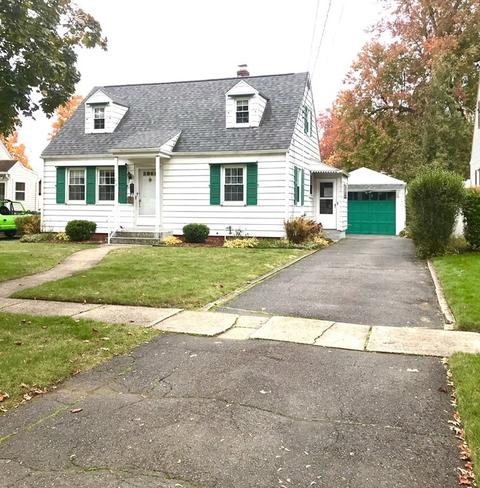 66 Burnside Ter, Springfield, MA 01118 photo 2