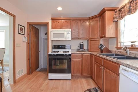 426 Mower St, Worcester, MA 01602 photo 10
