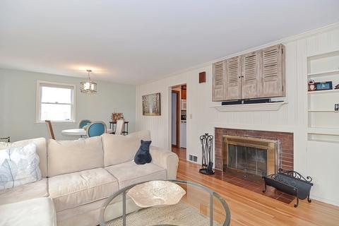 426 Mower St, Worcester, MA 01602 photo 5