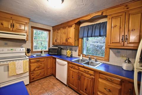 71 Roller Coaster Rd, Hanson, MA 02341 photo 4