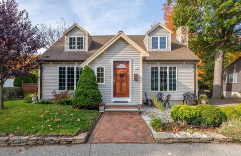 49 Eunice Cir, Wakefield, MA 01880 photo 1