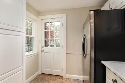 33 Park Ave, Needham, MA 02494 photo 14