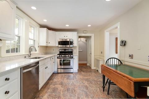 33 Park Ave, Needham, MA 02494 photo 11