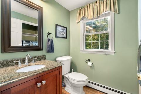 8 Cadman Rd, Mendon, MA 01756 photo 18