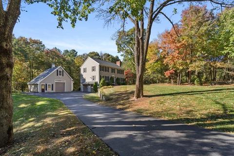 8 Cadman Rd, Mendon, MA 01756 photo 2