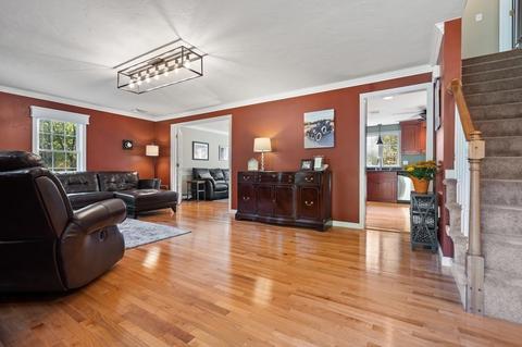 8 Cadman Rd, Mendon, MA 01756 photo 6