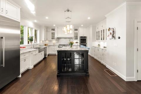 81 Highland Ter, Needham, MA 02494 photo 10