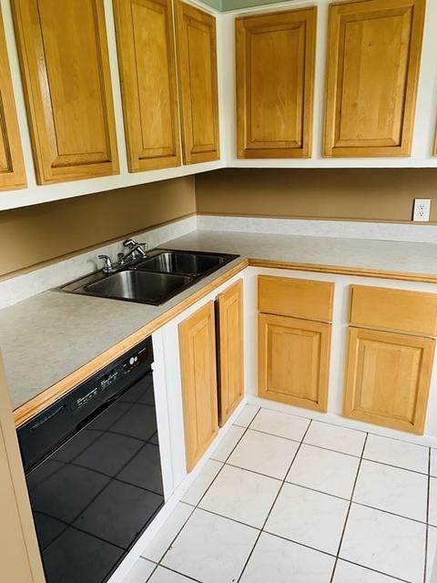3 Cameron St, Worcester, MA 01604 photo 8