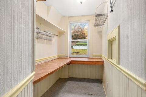 59 Winter St, Barre, MA 01005 photo 4