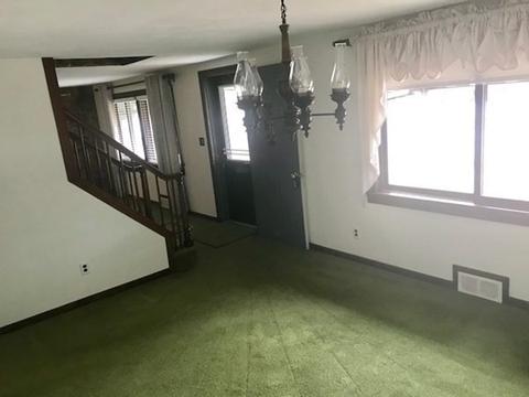 129 El Paso St, Springfield, MA 01104 photo 8