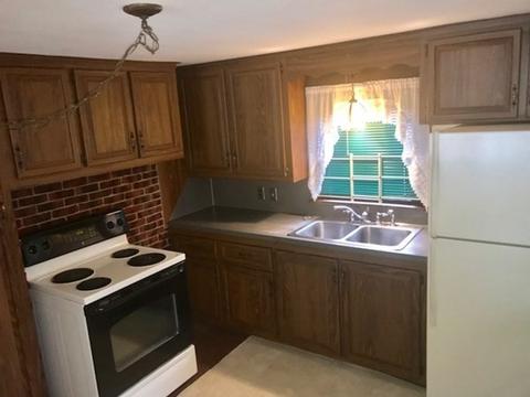 129 El Paso St, Springfield, MA 01104 photo 3