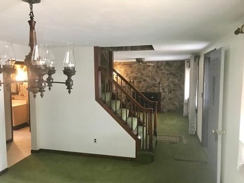 129 El Paso St, Springfield, MA 01104 photo 7