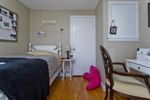 341 Gillette Ave, Springfield, MA 01118 photo 32