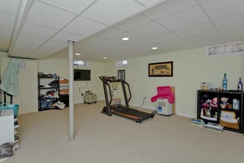 341 Gillette Ave, Springfield, MA 01118 photo 34