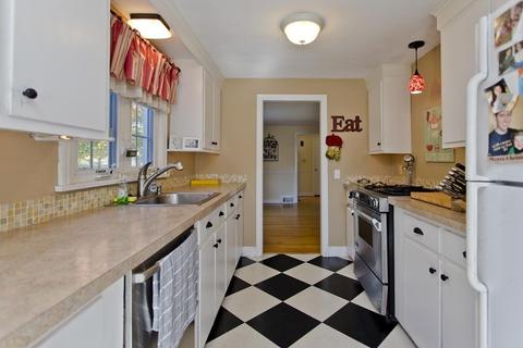 341 Gillette Ave, Springfield, MA 01118 photo 15
