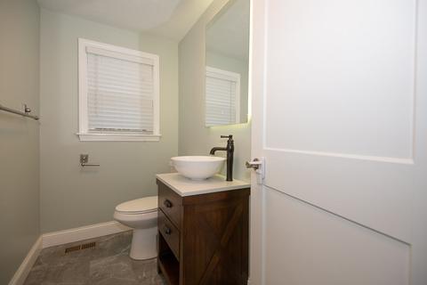 36 Dupuis Ave, Worcester, MA 01604 photo 9