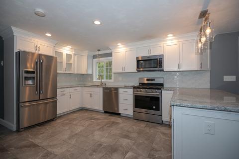 36 Dupuis Ave, Worcester, MA 01604 photo 4