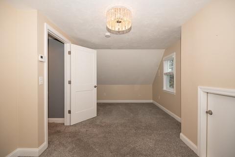 36 Dupuis Ave, Worcester, MA 01604 photo 12