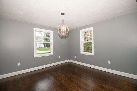 36 Dupuis Ave, Worcester, MA 01604 photo 8