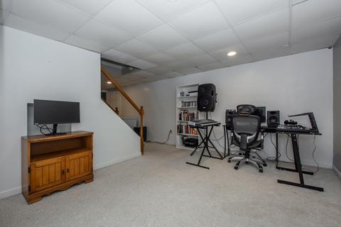 367 Thompson Rd, Webster, MA 01570 photo 27
