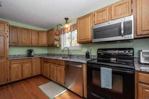 367 Thompson Rd, Webster, MA 01570 photo 3