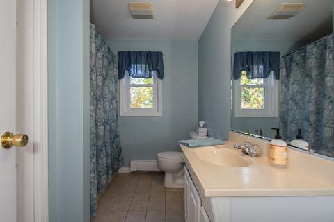 367 Thompson Rd, Webster, MA 01570 photo 22