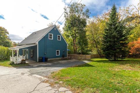 66 Sturtevant St, Beverly, MA 01915 photo 2
