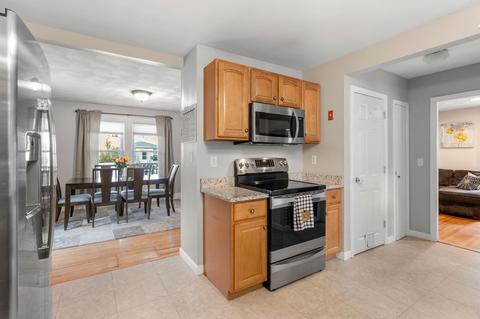 6 Spruce St, Danvers, MA 01923 photo 8
