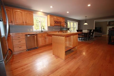 16 Lanes End, Sutton, MA 01590 photo 8