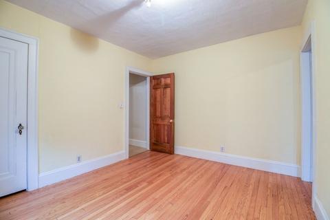 83 Mayfair Ave, Springfield, MA 01104 photo 12