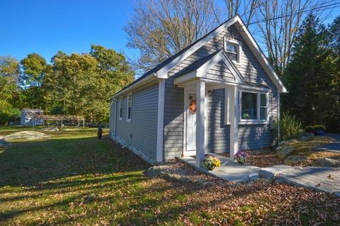 380 Middle Rd, Acushnet, MA 02743 photo 2
