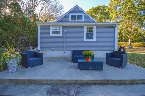 380 Middle Rd, Acushnet, MA 02743 photo 4