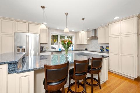 29 Hurtle Ave, Worcester, MA 01604 photo 4