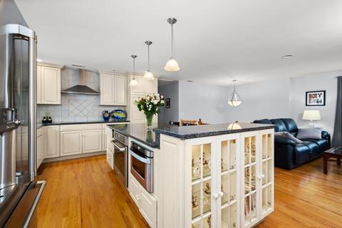 29 Hurtle Ave, Worcester, MA 01604 photo 9