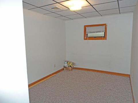 151 Quequechan St, Fall River, MA 02723 photo 25