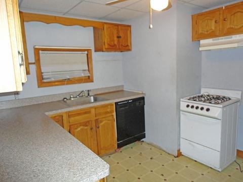 151 Quequechan St, Fall River, MA 02723 photo 22