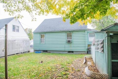 227 Denver St, Springfield, MA 01109 photo 24